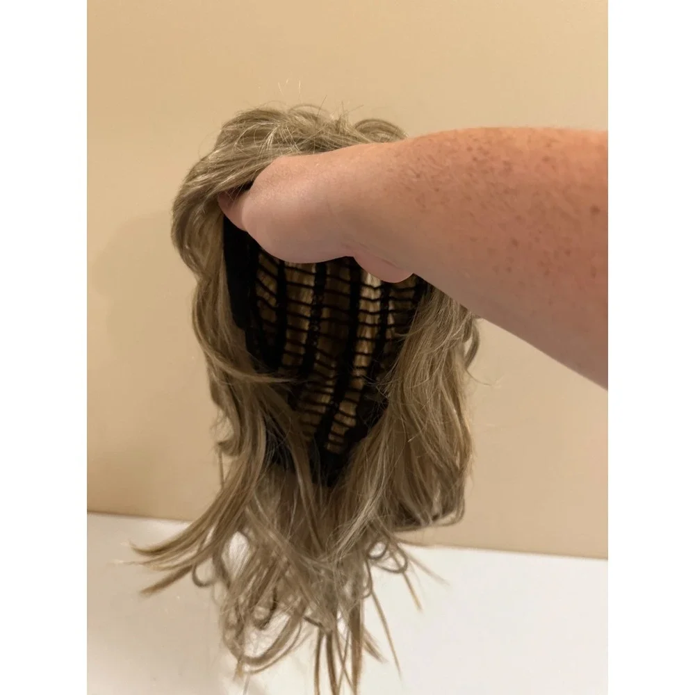 Kaneles Synthetic Wavy Layered Wig Ash Blonde Brown with Weaving Cap